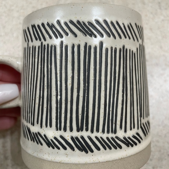 World Market stoneware mug set - Picture 5 of 10